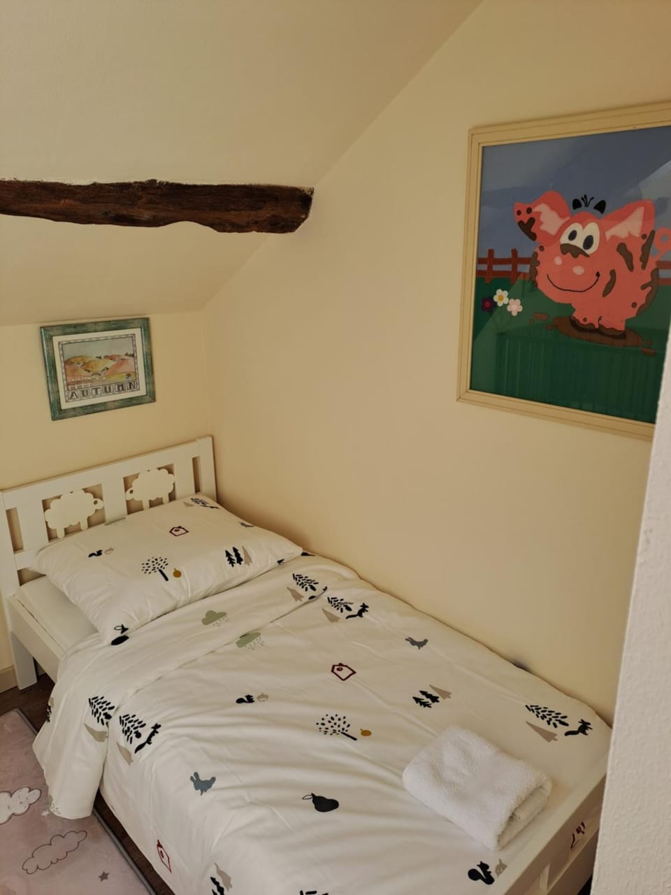 Chateau de Chambres Mont St Michel Bed and Breakfast in Normandy