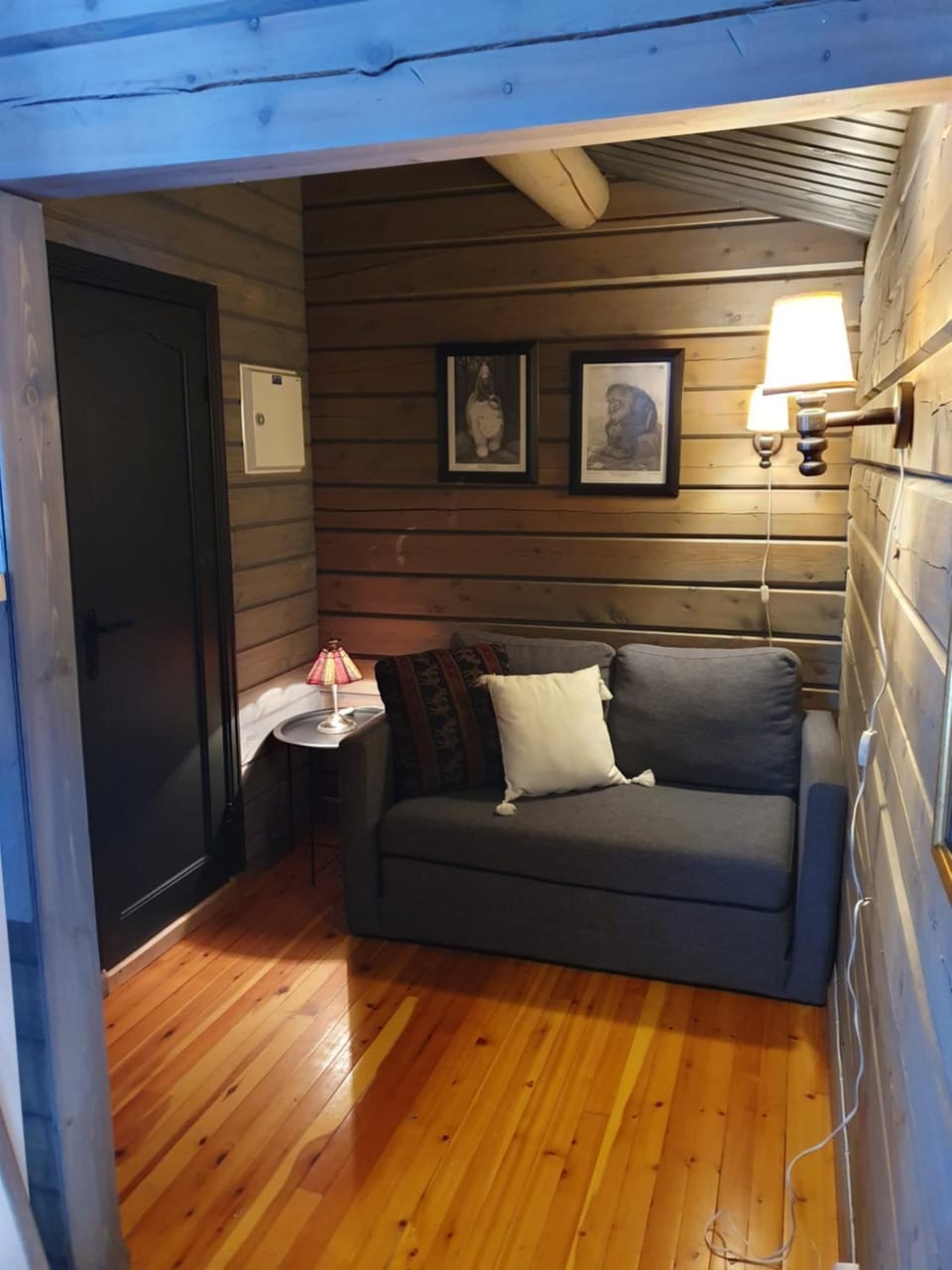 Seating area, Bedroom