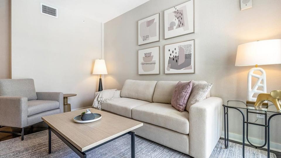 Landing Modern Apartment with Amazing Amenities (ID9105X74) Apartment in Boynton Beach