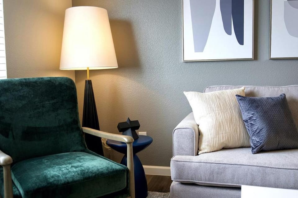 Landing Modern Apartment with Amazing Amenities (ID3804X99) Apartment in Colorado Springs