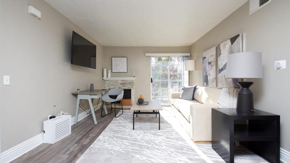 Landing Modern Apartment with Amazing Amenities (ID8118X32) Apartment in Temecula