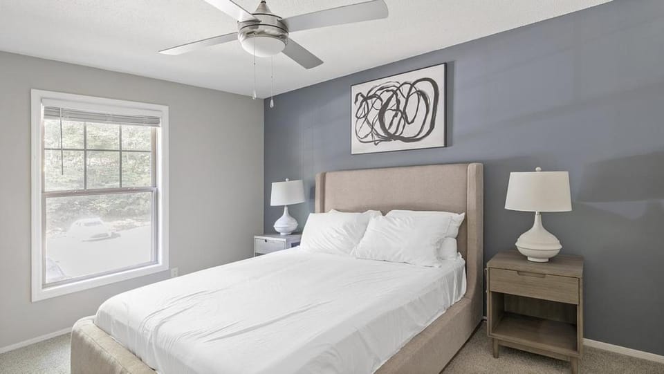 Landing Modern Apartment with Amazing Amenities (ID5743X13) Apartment in Madison
