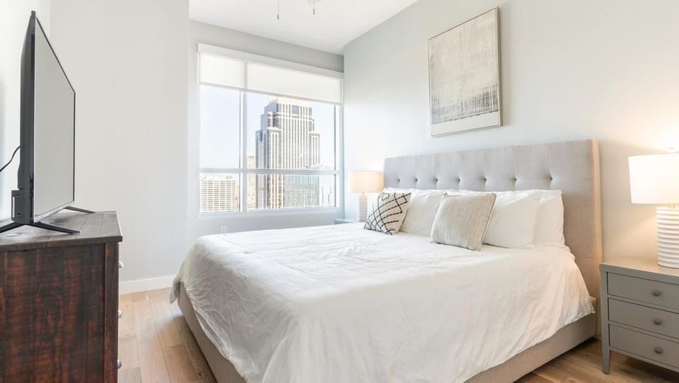 Landing Modern Apartment with Amazing Amenities (ID7320) Apartment in Warehouse District