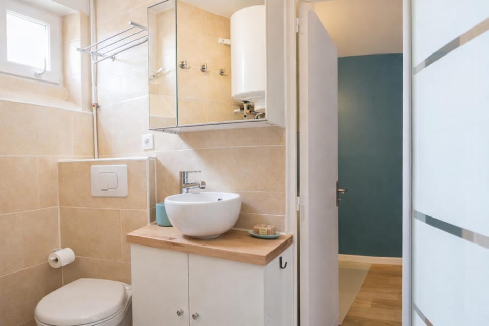 Parisian Charm Studio - Ideal Stay for 3 Guests Apartment in Paris