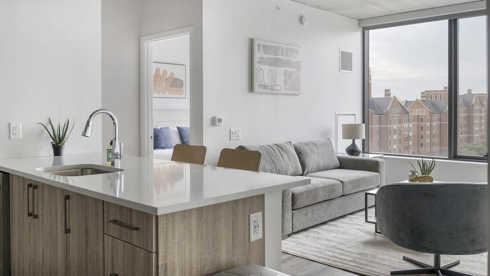 Landing - Modern Apartment with Amazing Amenities (ID1401X750) Apartment in Nashville