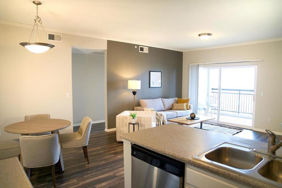Landing Modern Apartment with Amazing Amenities (ID2216X84) Apartment in Black Forest
