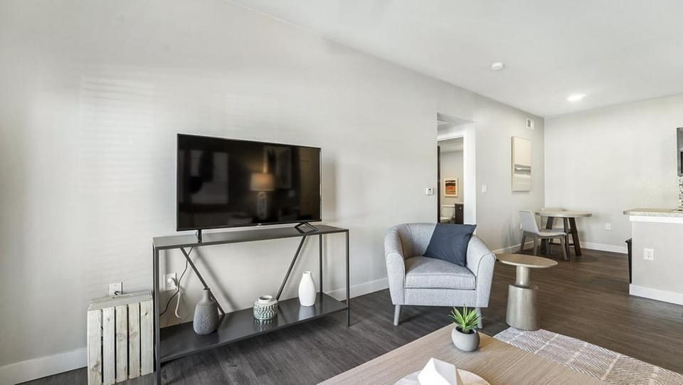Landing Modern Apartment with Amazing Amenities (ID9219X15) Apartment in Pickens County
