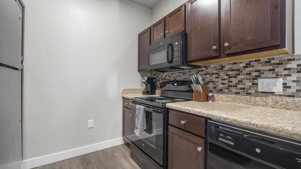 Landing Modern Apartment with Amazing Amenities (ID9219X15) Apartment in Pickens County