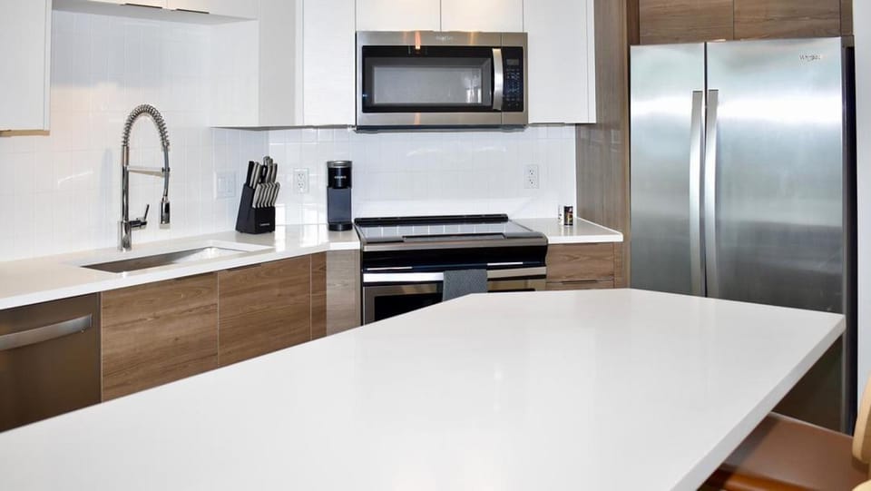 Landing Modern Apartment with Amazing Amenities (ID2665X75) Apartment in Fort Lauderdale