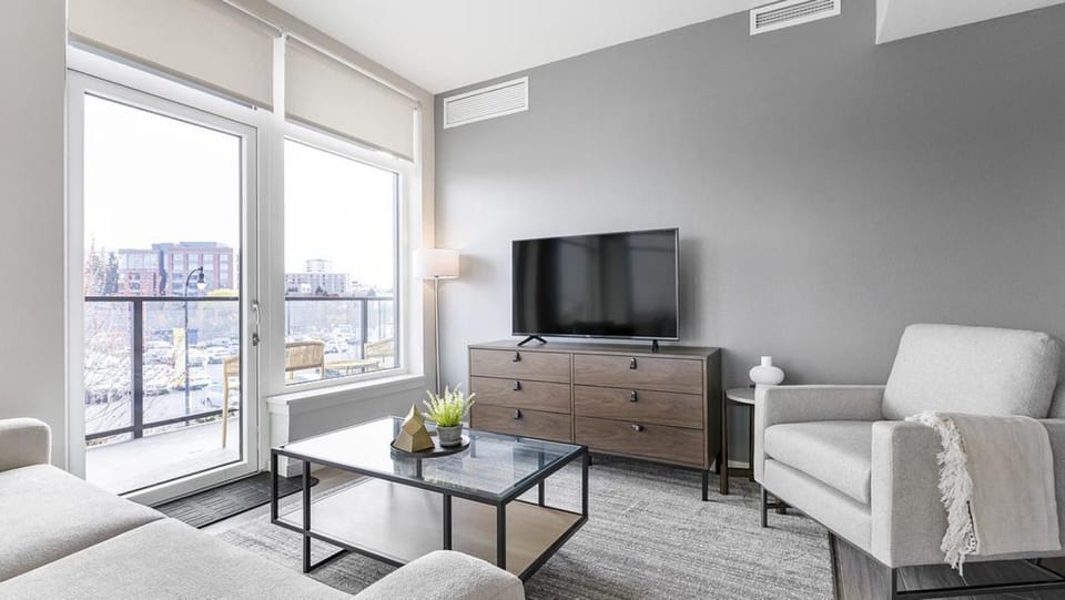 Landing Modern Apartment with Amazing Amenities (ID8566X33) Apartment in Vancouver