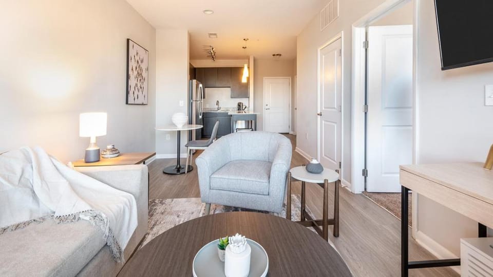 Landing Modern Apartment with Amazing Amenities (ID7989X60) Apartment in Greenville