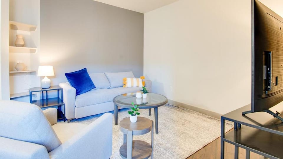 Landing Modern Apartment with Amazing Amenities (ID7480X90) Apartment in Tysons