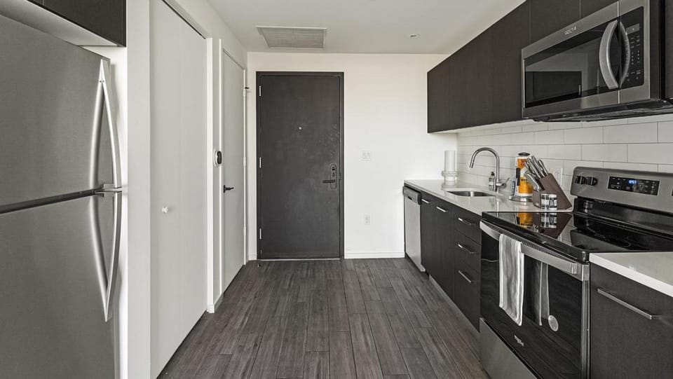 Landing Modern Apartment with Amazing Amenities (ID1398X794) Apartment in Fort Lauderdale