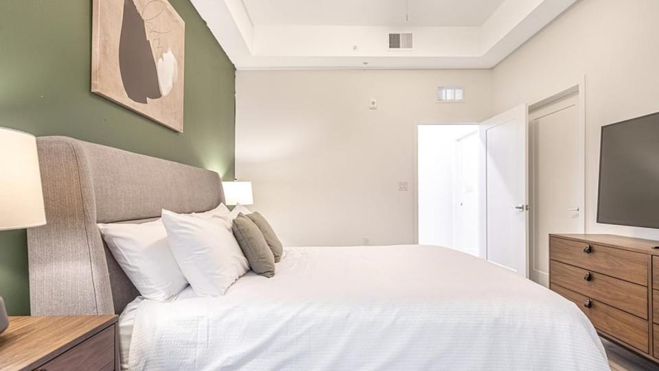 Landing Modern Apartment with Amazing Amenities (ID7947X04) Apartment in Fort Myers