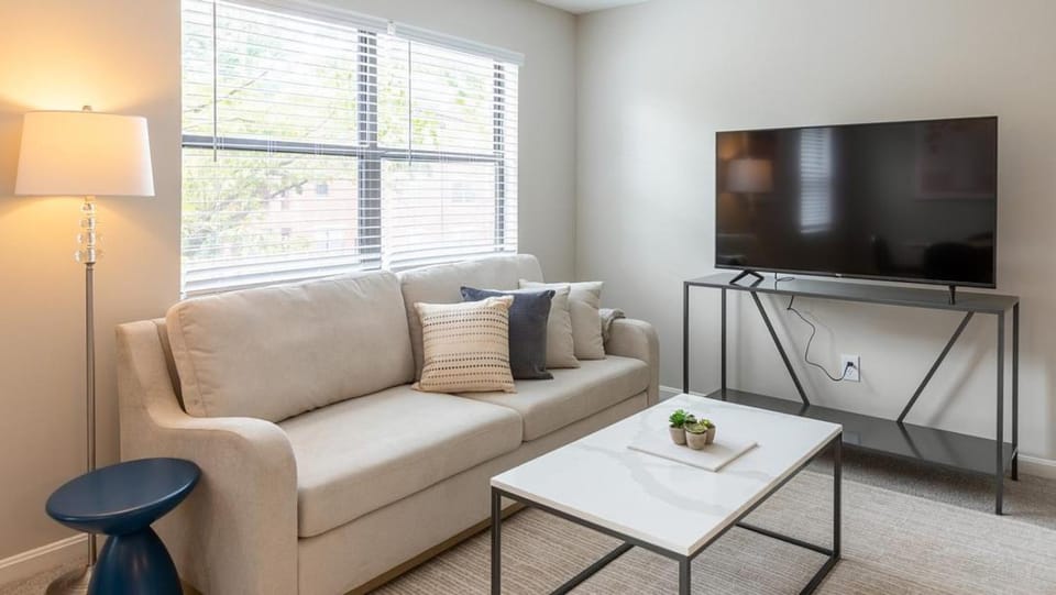 Landing Modern Apartment with Amazing Amenities (ID6639X92) Apartment in Jefferson County