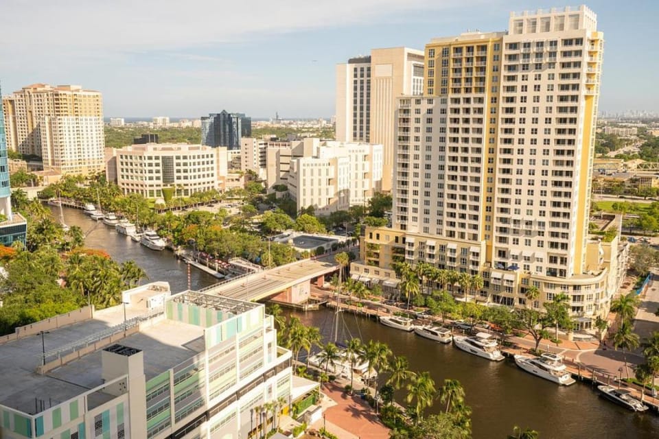 Landing Modern Apartment with Amazing Amenities (ID1398X788) Apartment in Fort Lauderdale
