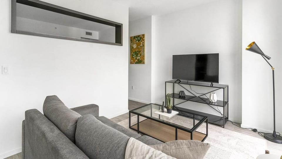 Landing Modern Apartment with Amazing Amenities (ID1399X915) Apartment in Fort Lauderdale