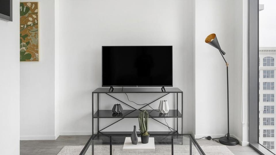Landing Modern Apartment with Amazing Amenities (ID1399X915) Apartment in Fort Lauderdale