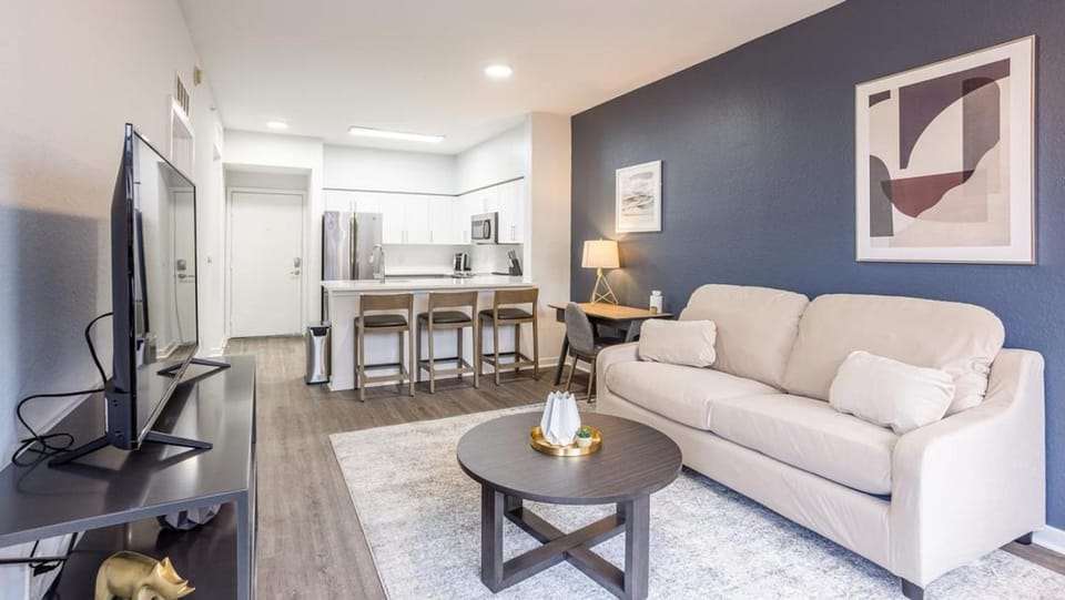 Landing Modern Apartment with Amazing Amenities (ID8116X05) Apartment in Fort Lauderdale