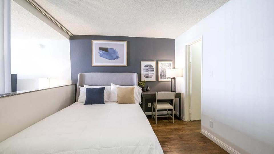 Landing Modern Apartment with Amazing Amenities (ID8735X33) Apartment in Westwood