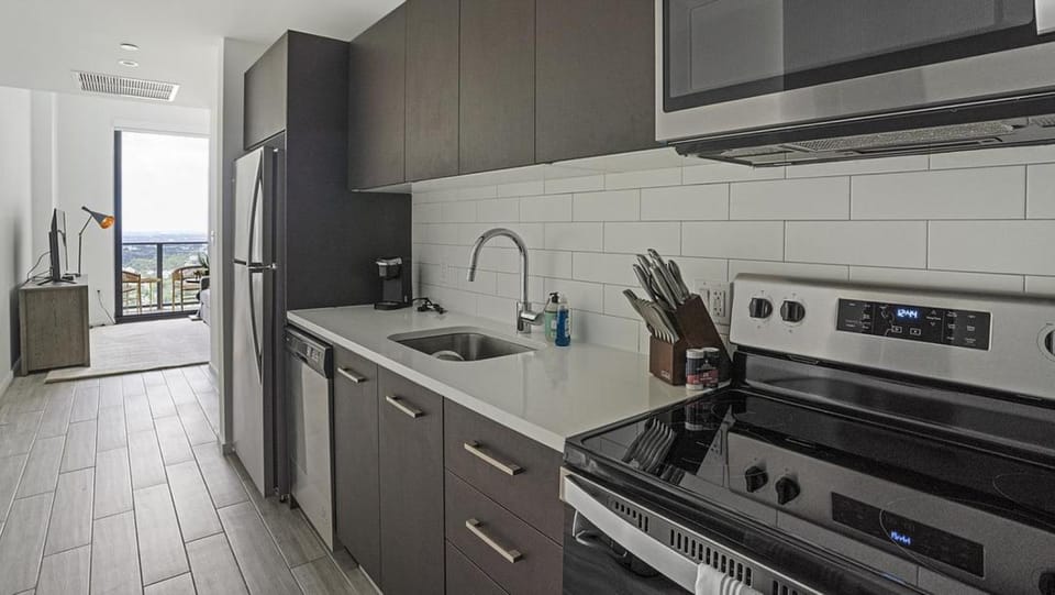 Landing Modern Apartment with Amazing Amenities (ID6421) Apartment in Fort Lauderdale