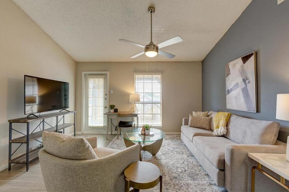 Landing Modern Apartment with Amazing Amenities (ID5258X19) Apartment in Carrollton