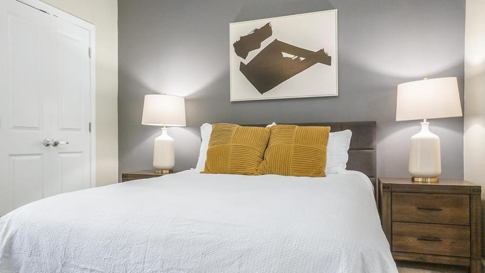 Landing Modern Apartment with Amazing Amenities (ID2724X39) Apartment in El Paso