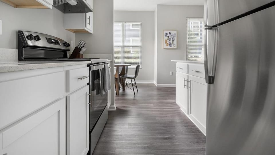 Landing Modern Apartment with Amazing Amenities (ID1380X259) Apartment in Charlotte