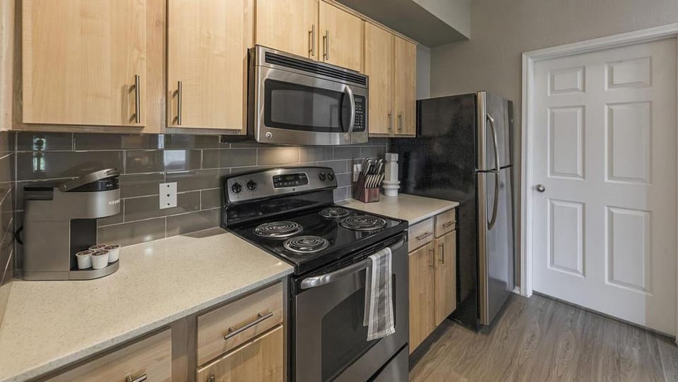 Landing Modern Apartment with Amazing Amenities (ID3322X64) Apartment in Carrollton