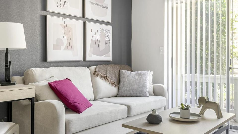 Landing Modern Apartment with Amazing Amenities (ID9155X81) Apartment in Durham