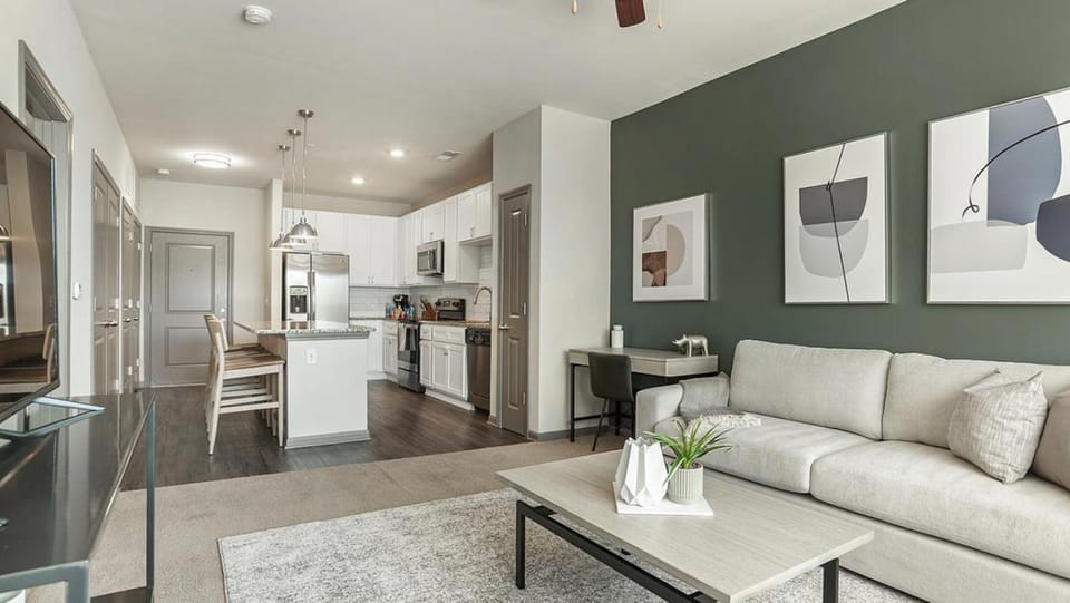 Landing Modern Apartment with Amazing Amenities (ID2745X1) Apartment in Cornelius