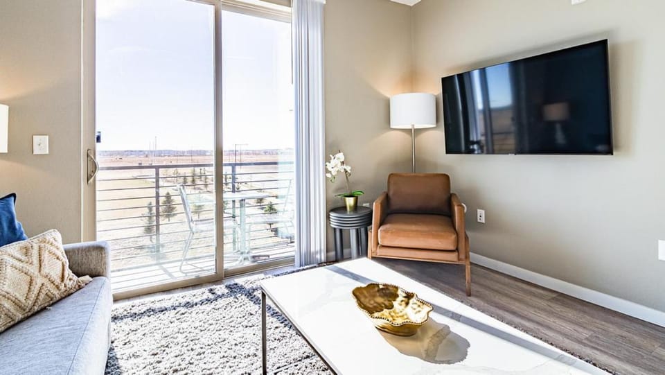 Landing Modern Apartment with Amazing Amenities (ID1954) Apartment in Commerce City