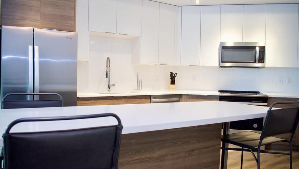 Landing Modern Apartment with Amazing Amenities (ID7874) Apartment in Fort Lauderdale