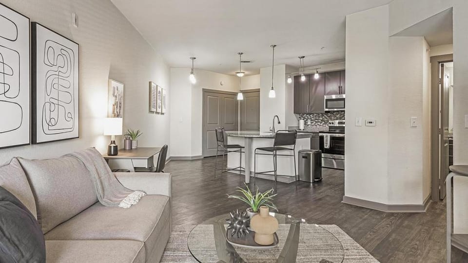 Landing Modern Apartment with Amazing Amenities (ID9997X90) Apartment in San Antonio
