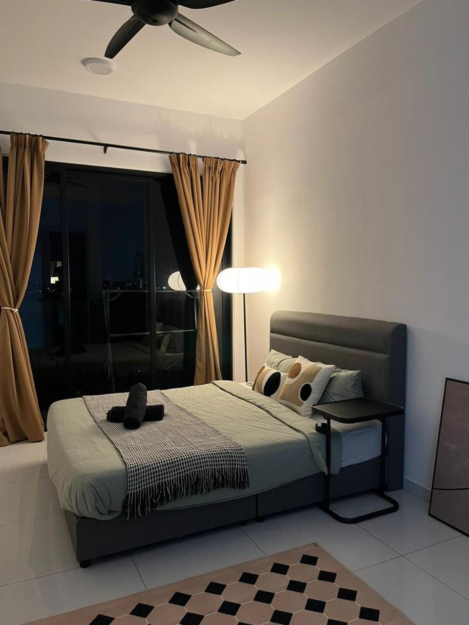 Cosy Sky Tree 5 min walk to Aeon Bukit Indah JB Legoland Exclusive Room Suite By HomeSpace Apartment in Johor Bahru