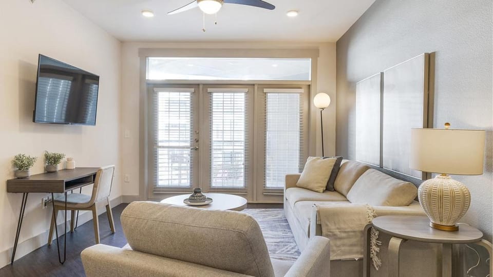 Landing Modern Apartment with Amazing Amenities (ID8754X25) Apartment in Austin