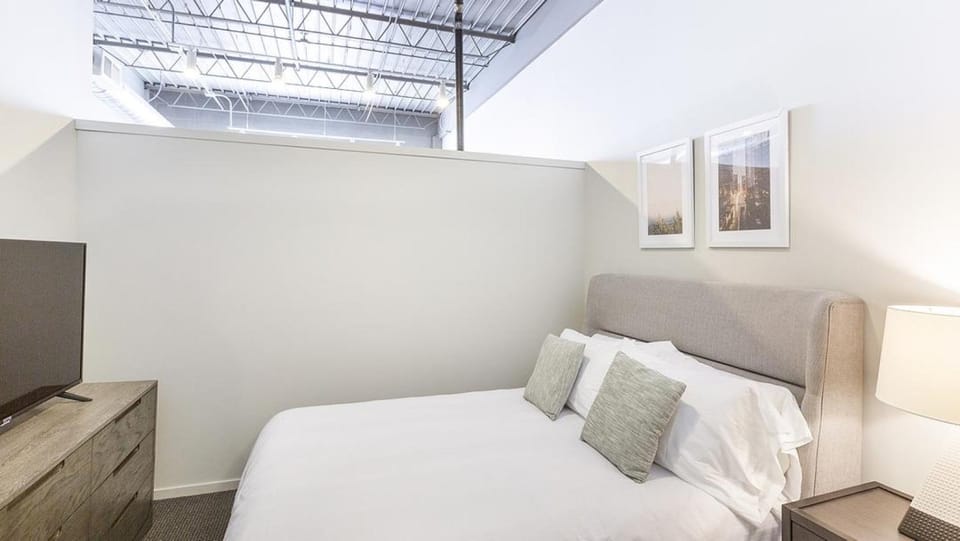 Landing Modern Apartment with Amazing Amenities (ID9106X83) Apartment in Omaha