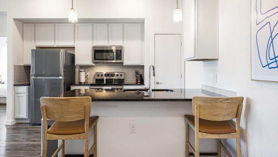 Landing Modern Apartment with Amazing Amenities (ID9755X57) Apartment in Leander