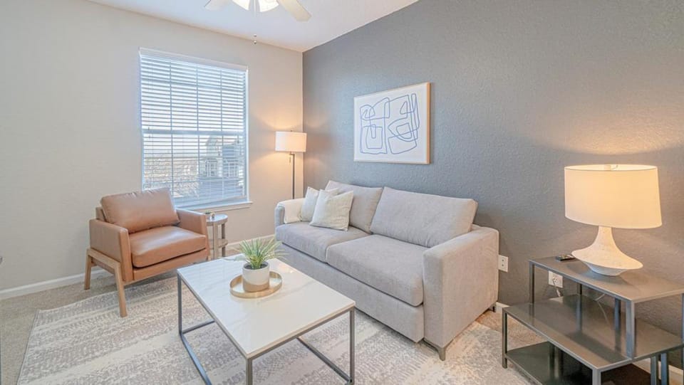 Landing Modern Apartment with Amazing Amenities (ID5647X39) Apartment in La Vergne