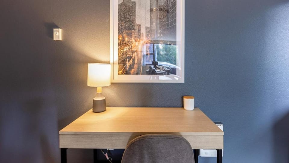 Landing Modern Apartment with Amazing Amenities (ID1593X6) Apartment in Portland