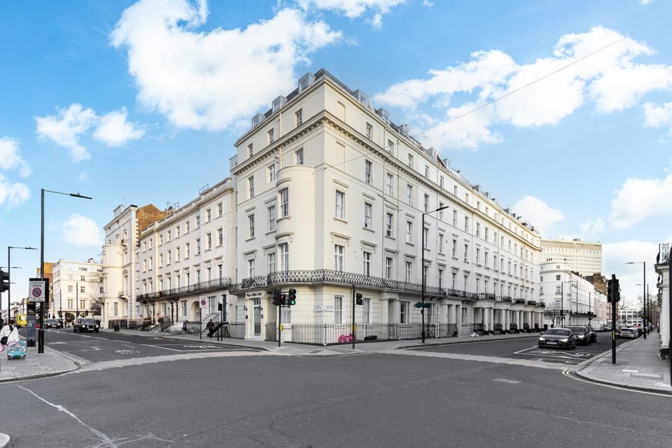 Property building, Street view