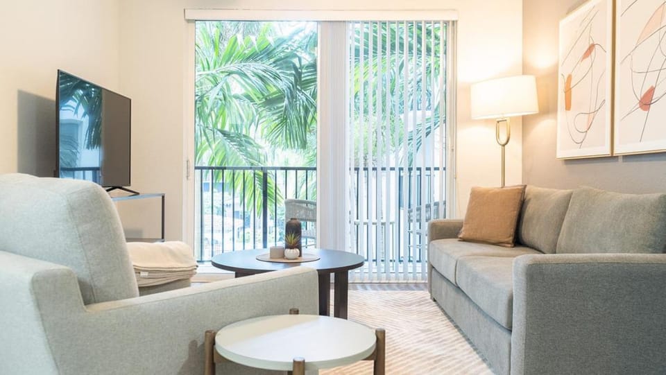 Landing Modern Apartment with Amazing Amenities (ID7762X15) Apartment in Fort Lauderdale