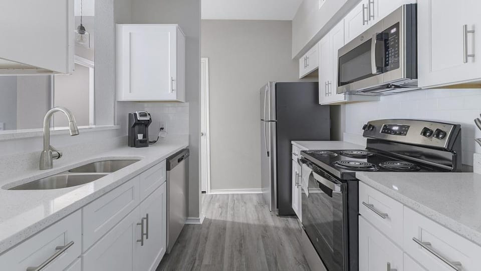 Landing Modern Apartment with Amazing Amenities (ID3078X18) Apartment in Plano