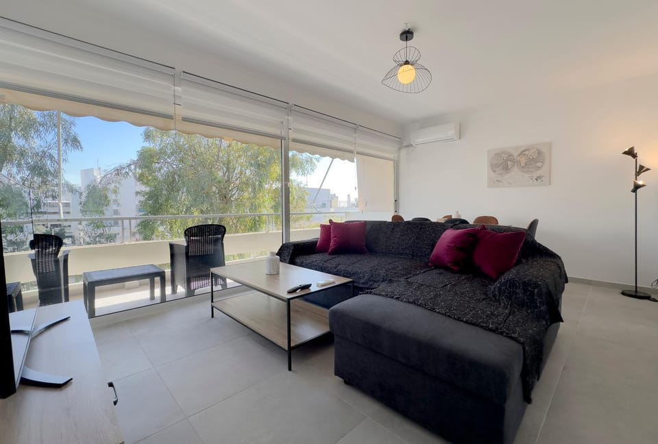 Kanari Sea View 55sqm apt in Alimos Apartment in Alimos