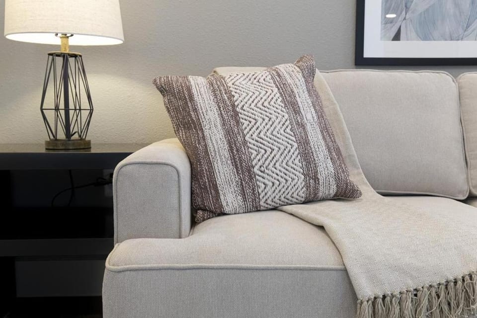 Landing Modern Apartment with Amazing Amenities (ID4904X10) Apartment in San Antonio