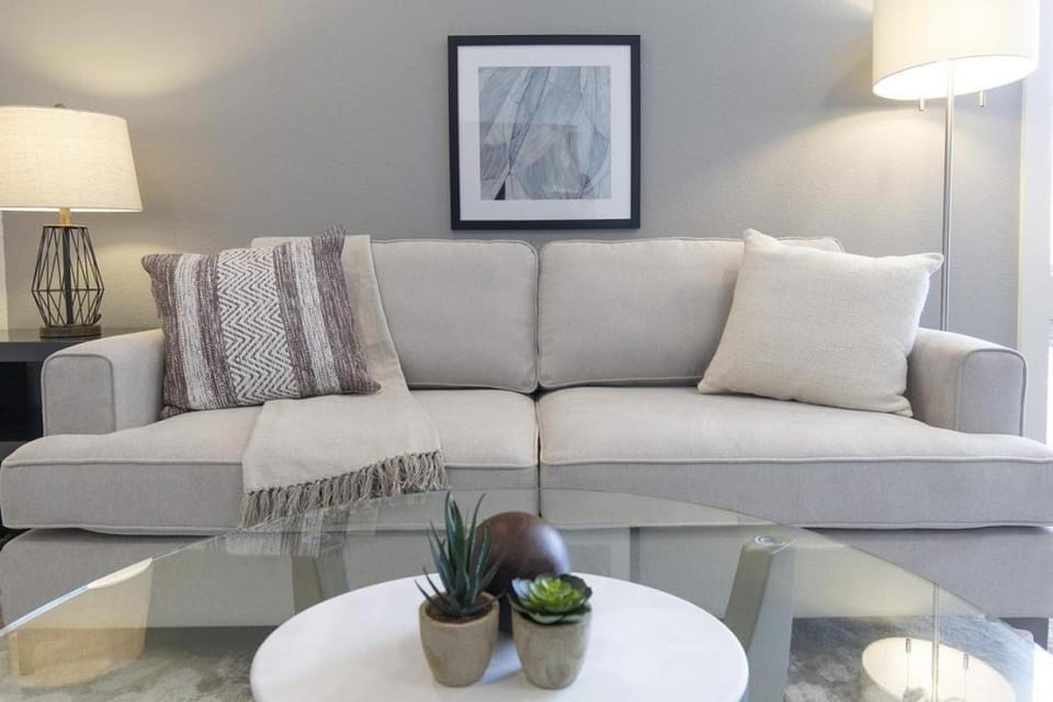 Landing Modern Apartment with Amazing Amenities (ID4904X10) Apartment in San Antonio