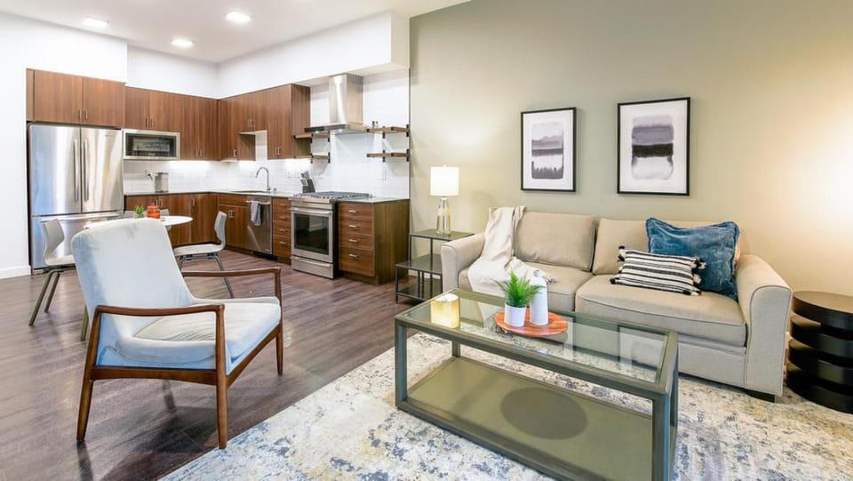 Landing Modern Apartment with Amazing Amenities (ID3724) Apartment in Paradise