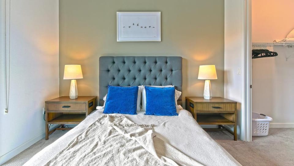 Landing Modern Apartment with Amazing Amenities (ID3724) Apartment in Paradise