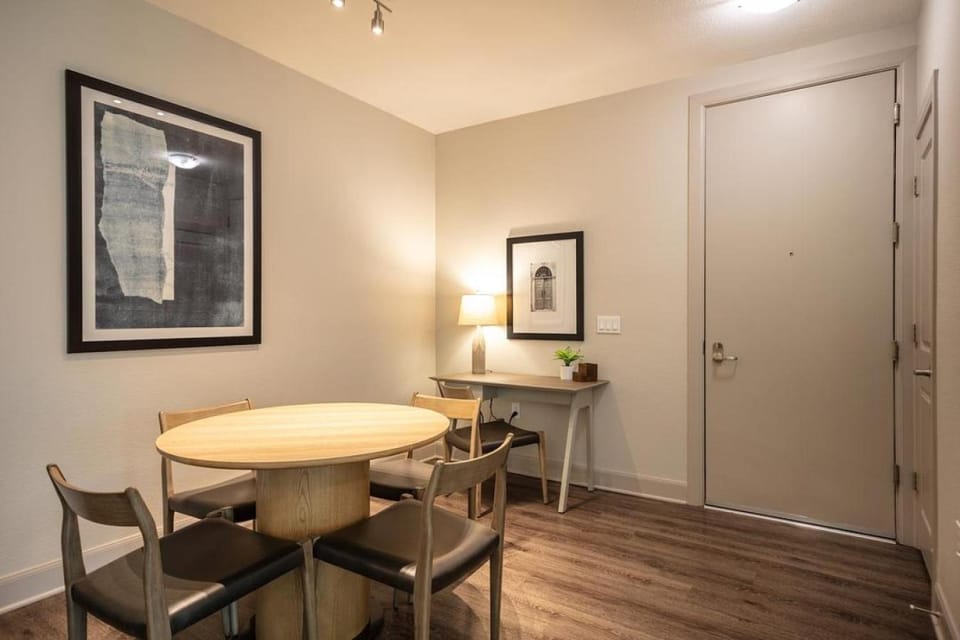 Landing Modern Apartment with Amazing Amenities (ID1779X54) Apartment in Sun Lakes