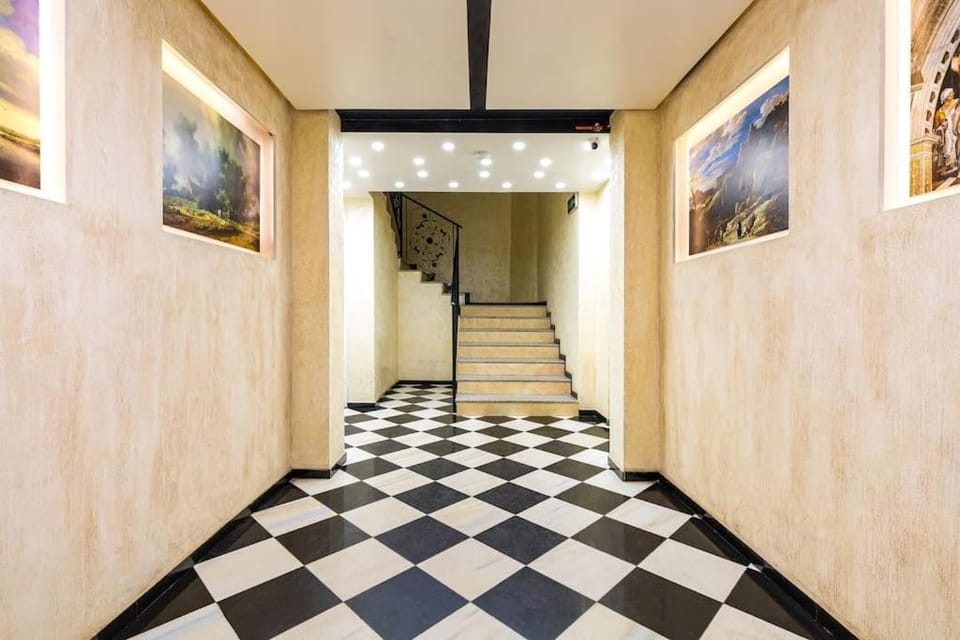 Spacious Central Apt by Stefanie / close to MU Apartment in Plovdiv